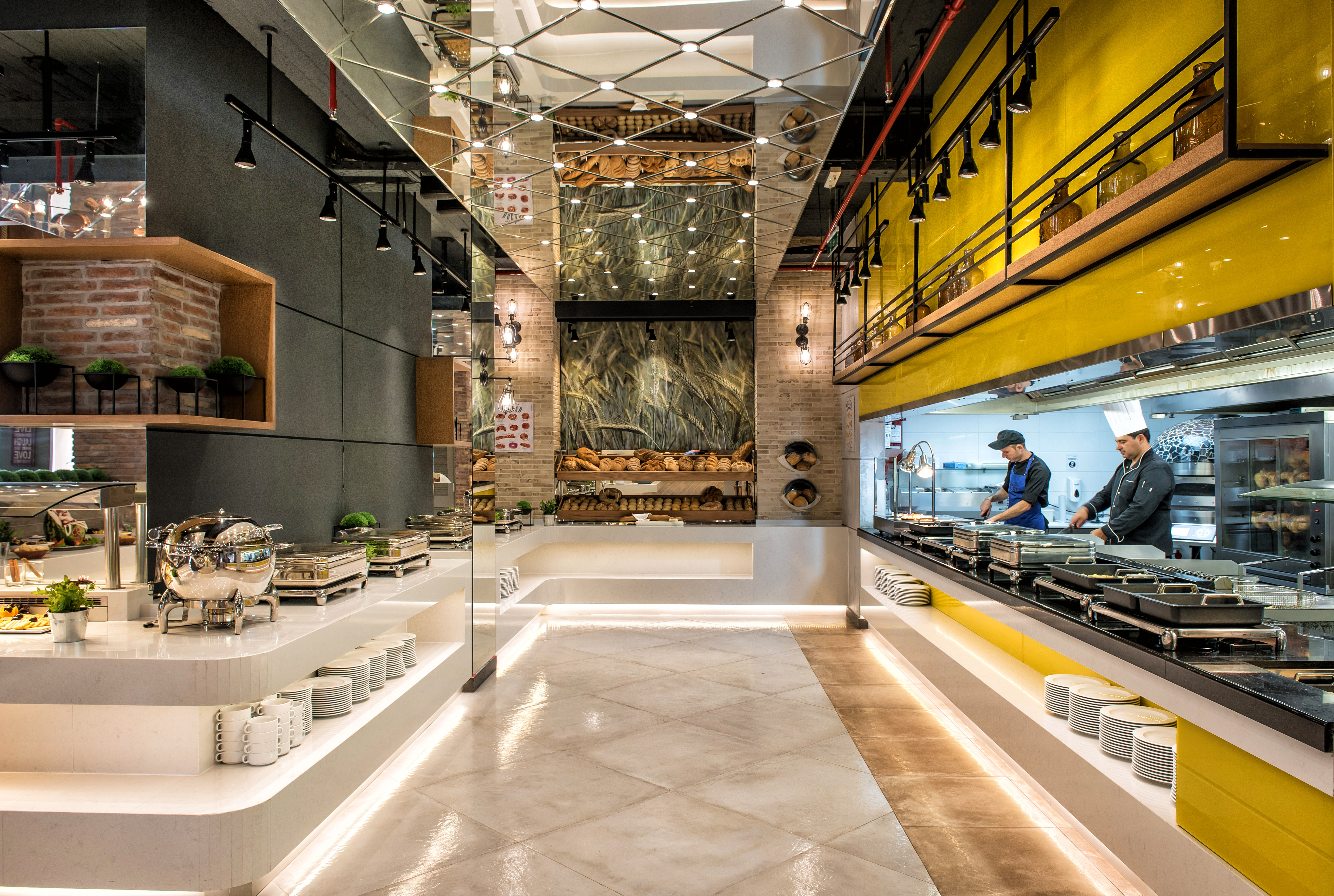 «F» ALL DAY RESTAURANT