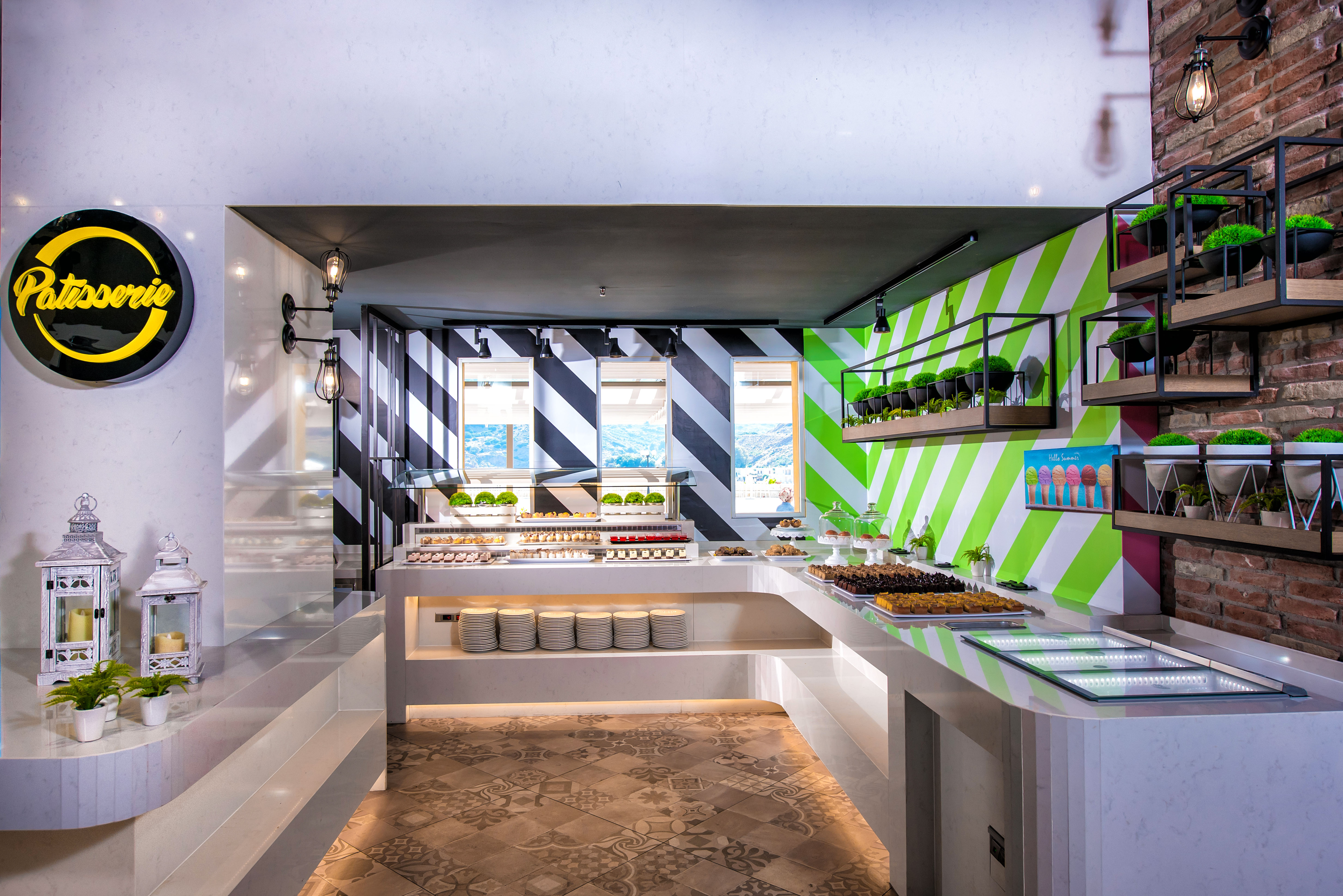 «F» ALL DAY RESTAURANT