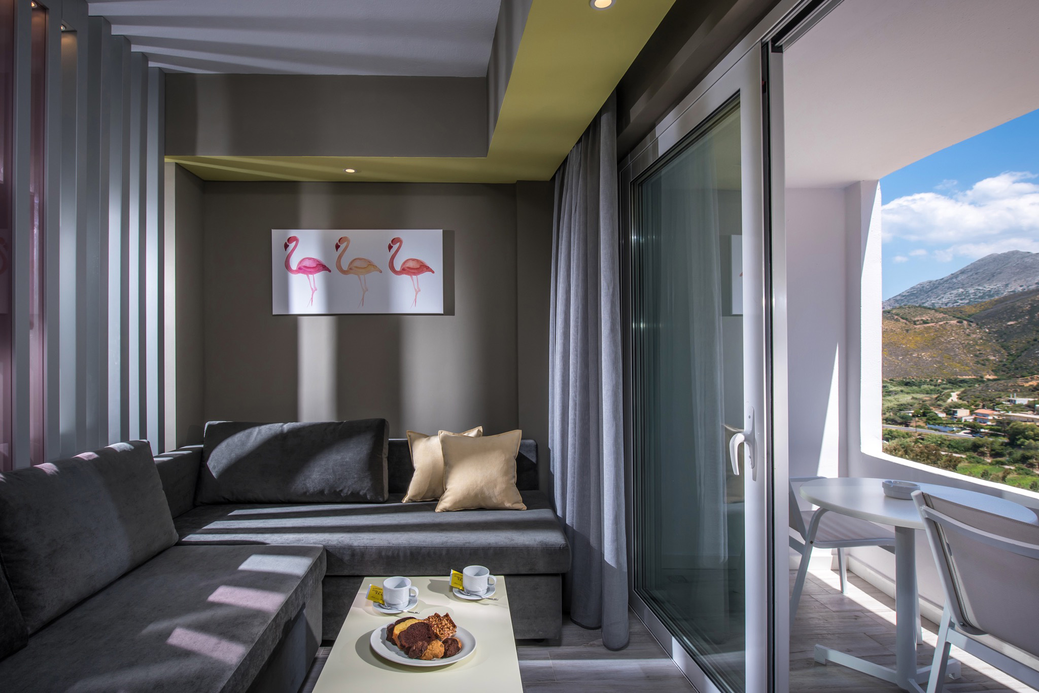 ΔΩΜΑΤΙΑ FLAMINGO