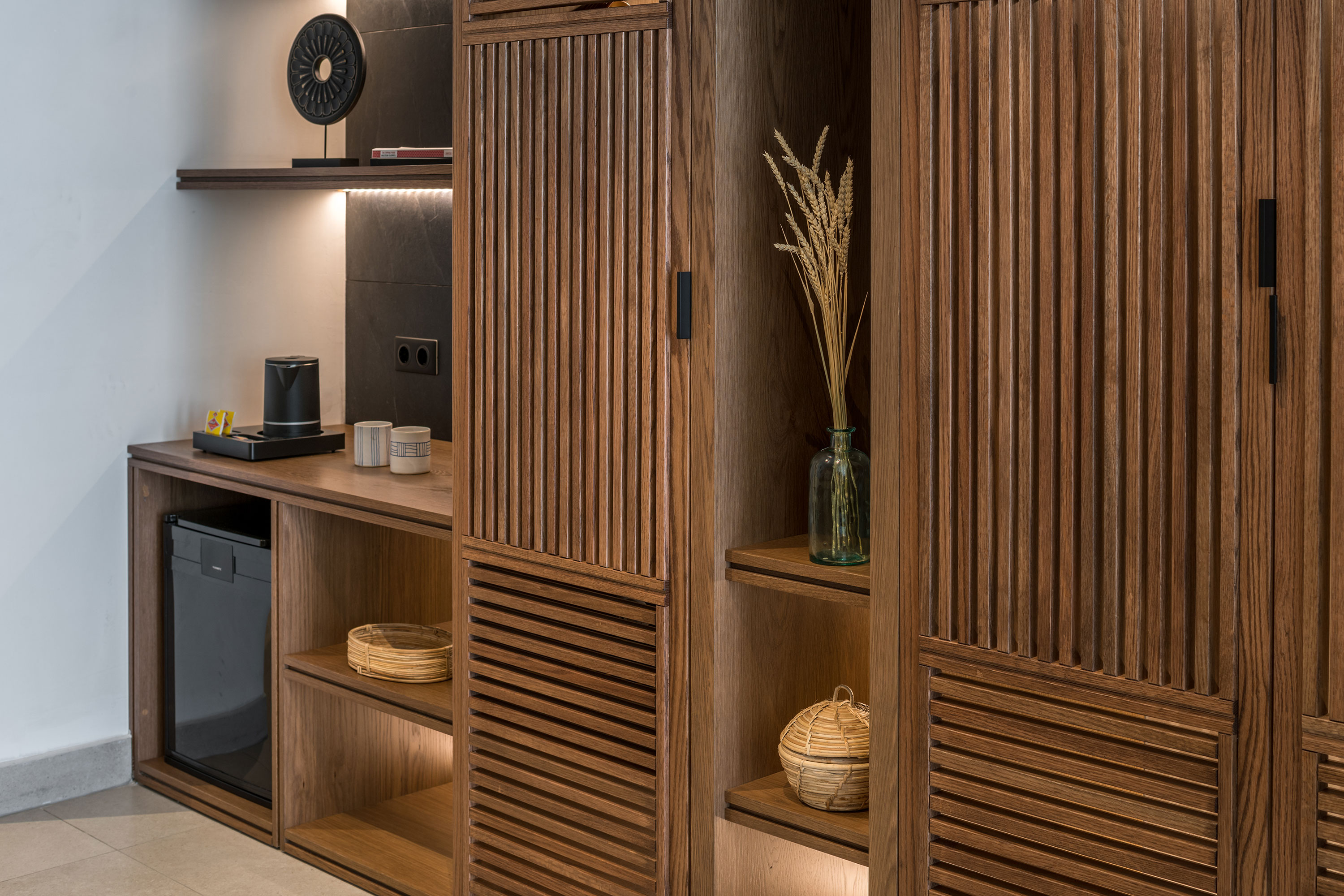 SEA FRONT FAMILY ROOM