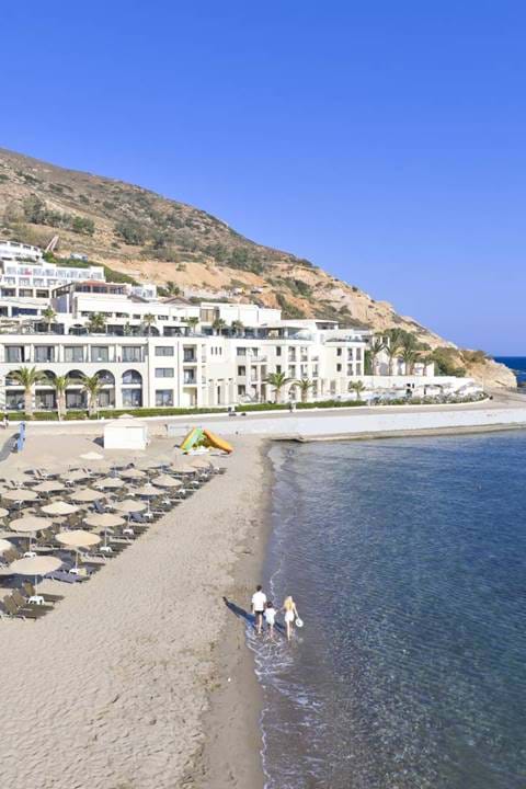 ΠΑΡΑΛΙΑ & ΠΙΣΙΝΕΣ